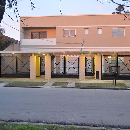 Mendoza Apartments Ezeiza Airport Luis Guillon 외부 사진